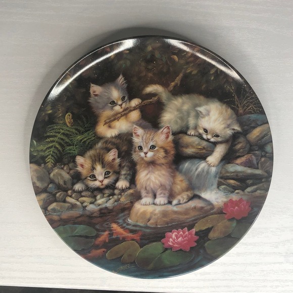 Vintage 1996 Kahla Jurgen Scholz Kitten Cat Artwork Dish Plate - Picture 2 of 11